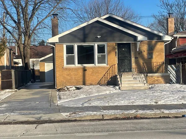 $299,999 | 654 West 111th Street, Chicago, IL 60628