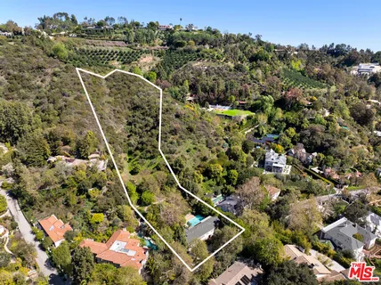 $7,295,000 | 1150 Stone Canyon Road, Los Angeles, CA 90077