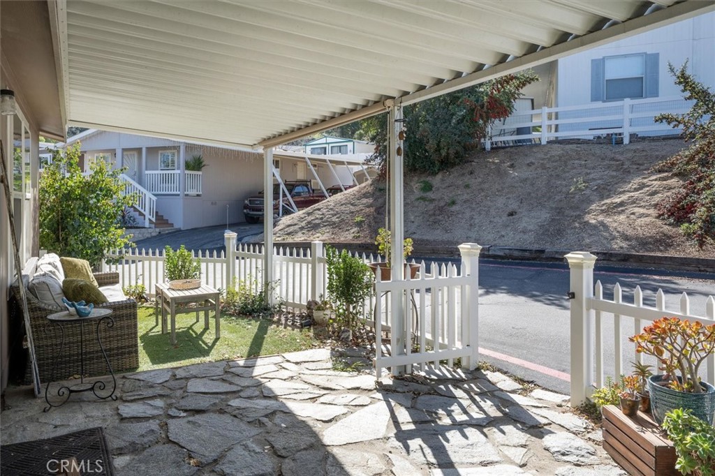 30000 Hasley Canyon Road, Unit 25 Castaic, CA 91384 - Photo 23 of 29 Front Patio
