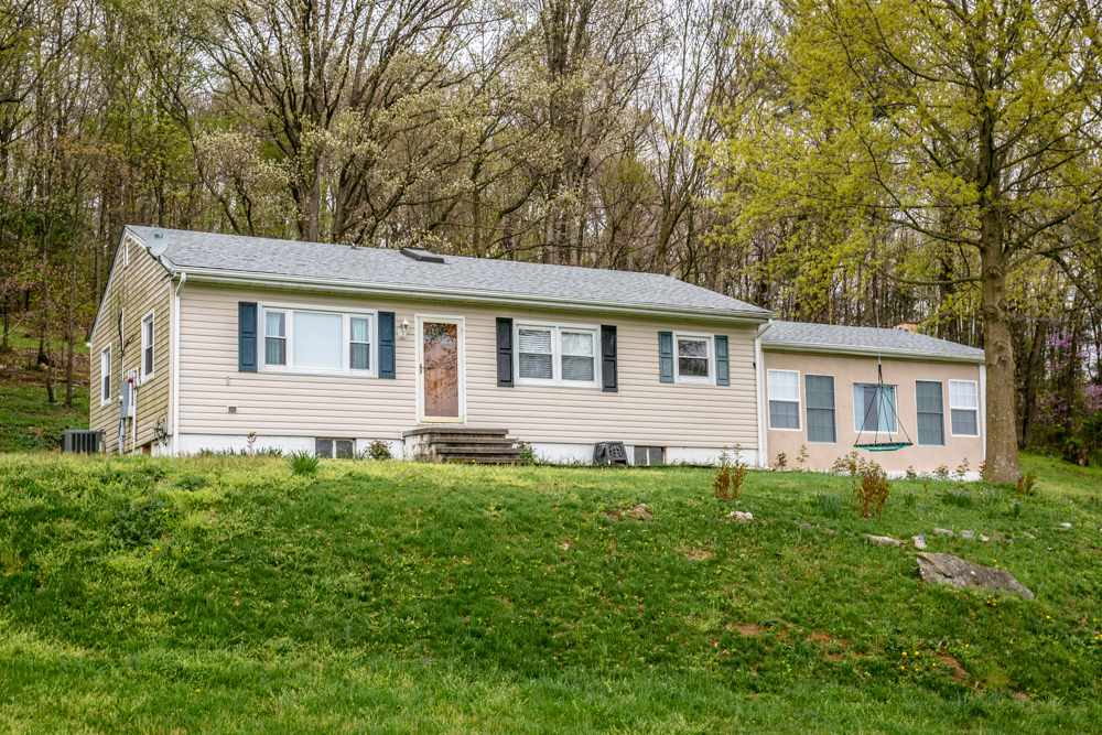 10480 Daphna Road Broadway, VA 22815 - Photo 1 of 19 Gallery Image 1