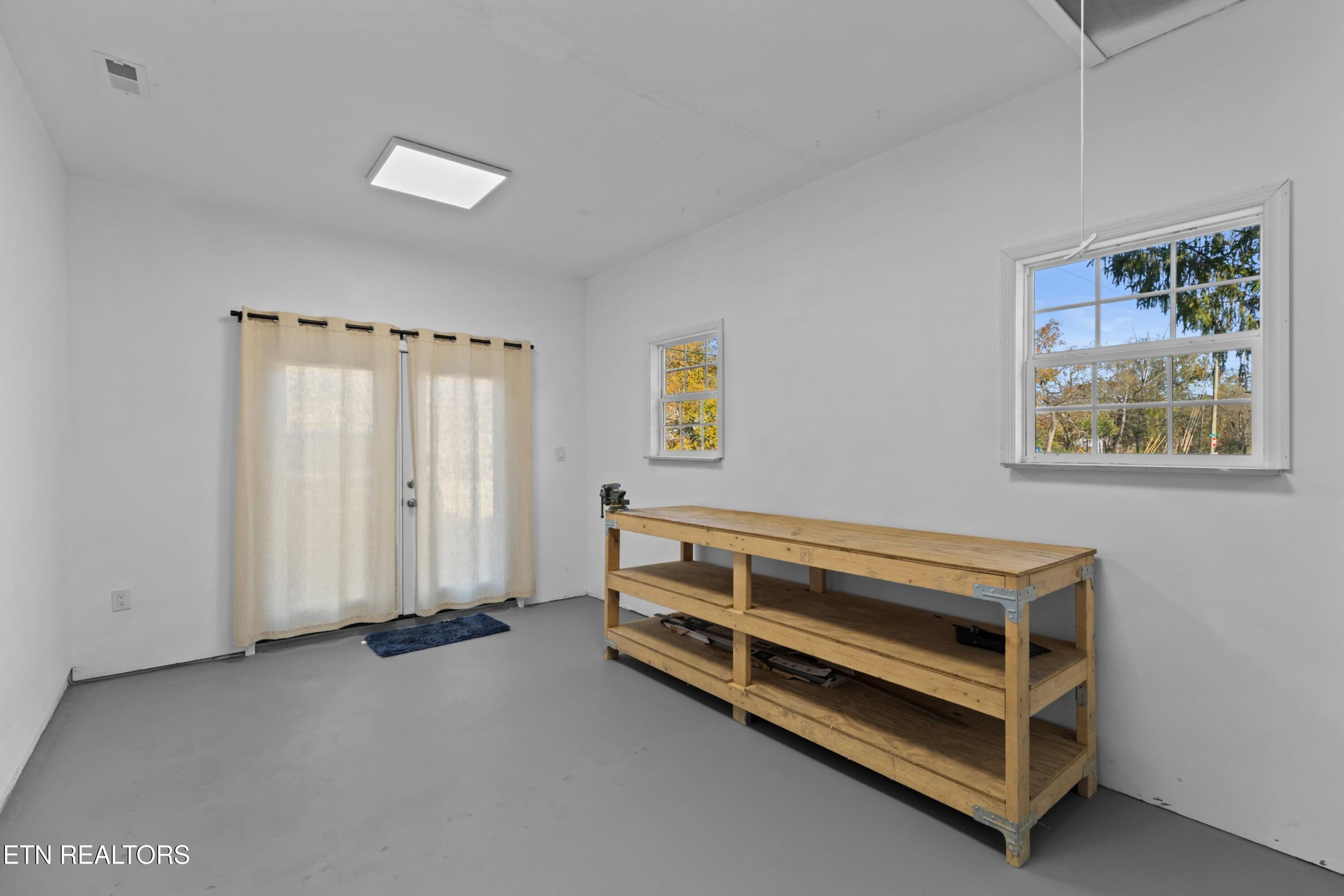 508 Highway 73 Newport, TN 37821 - Photo 17 of 28 022-508Tennessee73-Newport-TN-37821-SMAL