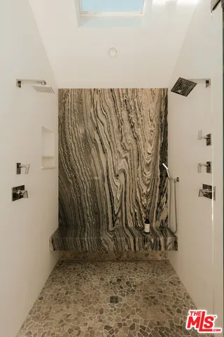 $2,795,000 | 5938 Jumilla Avenue, Woodland Hills, CA 91367