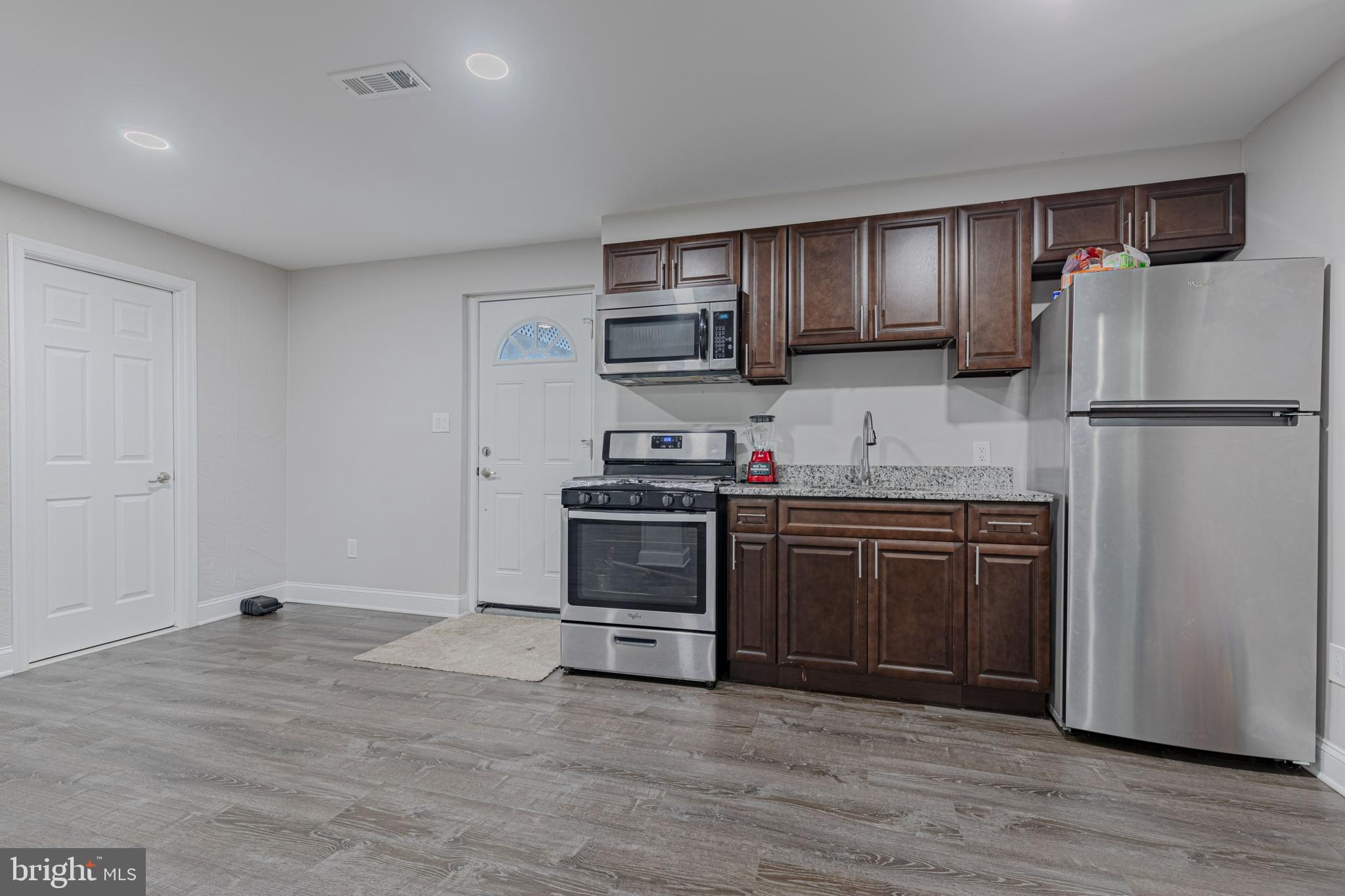 7815 Perry Road Nottingham, MD 21236 - Photo 26 of 31 Gallery Image 26
