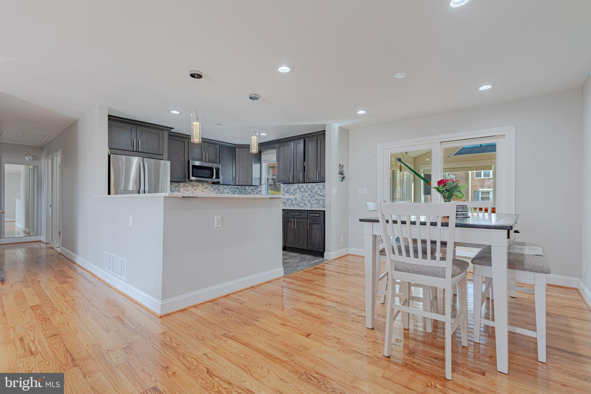 7815 Perry Road Nottingham, MD 21236 - Photo 8 of 31 Gallery Image 8