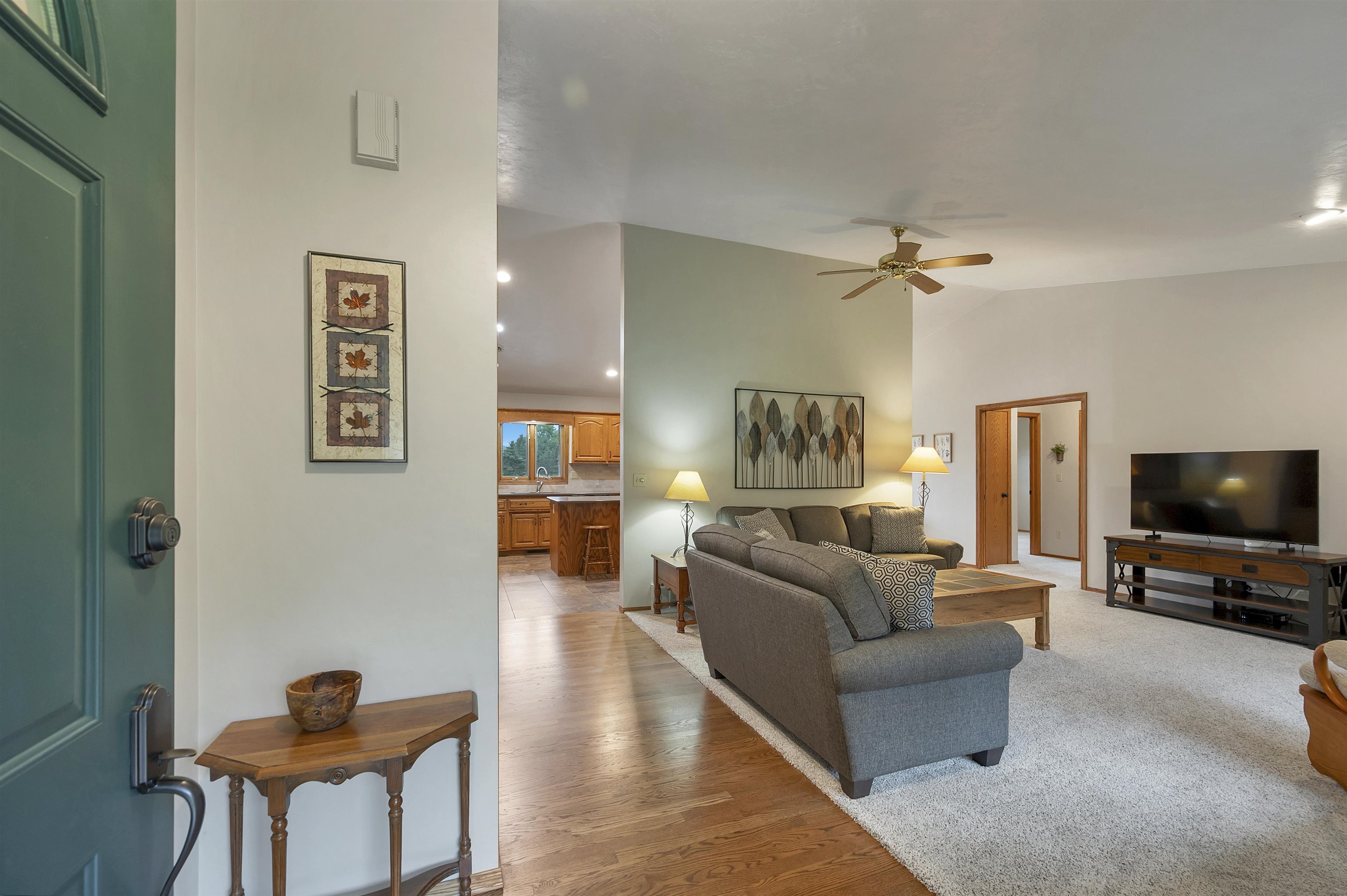 3605 Solitude Road De Pere, WI 54115 - Photo 11 of 58