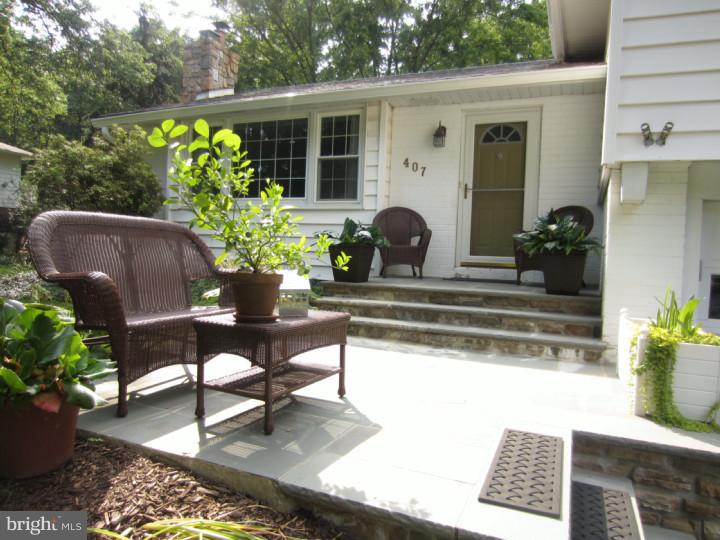 407 Greystone Road Ambler, PA 19002 - Photo 2 of 17 Exterior Front