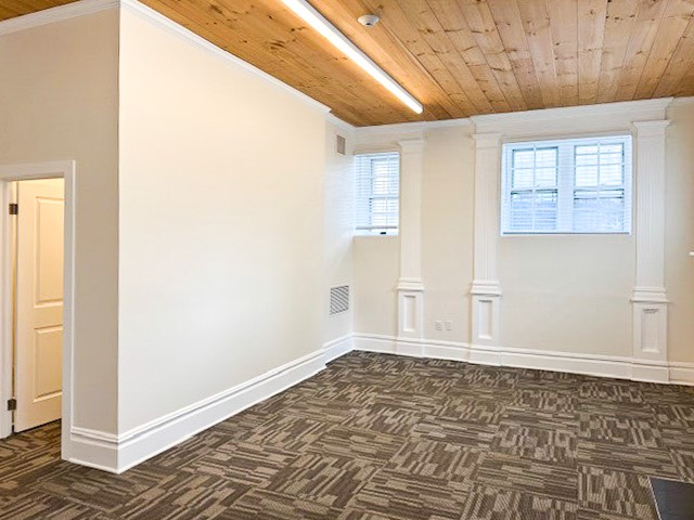 421 University Avenue Rochester, NY 14607 - Photo 14 of 18