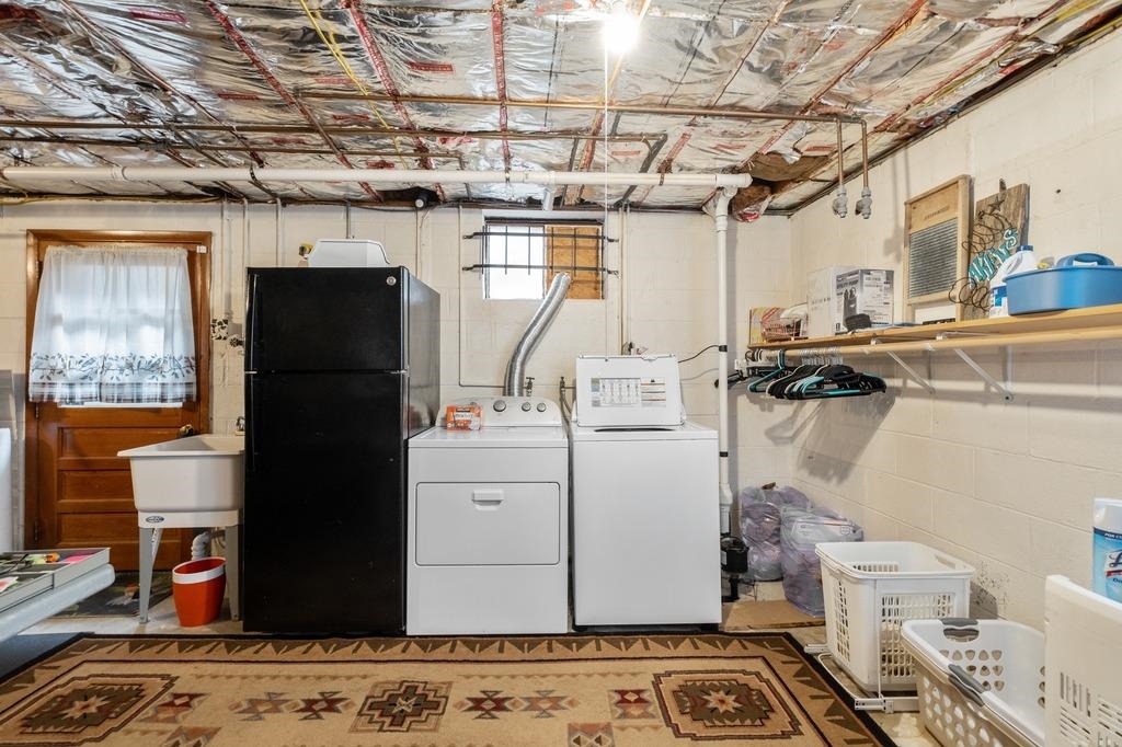 1008 Ladd Road Waynesboro, VA 22980 - Photo 31 of 46 a utility room with dryer and washer