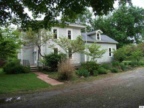 1205 Gady Road Adrian, MI 49221 - Photo 7 of 15 20357522-6.JPG