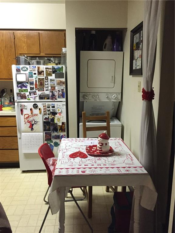 3271 Niagara Square Pittsburgh, PA 15213 - Photo 4 of 5 a view of a street with cars