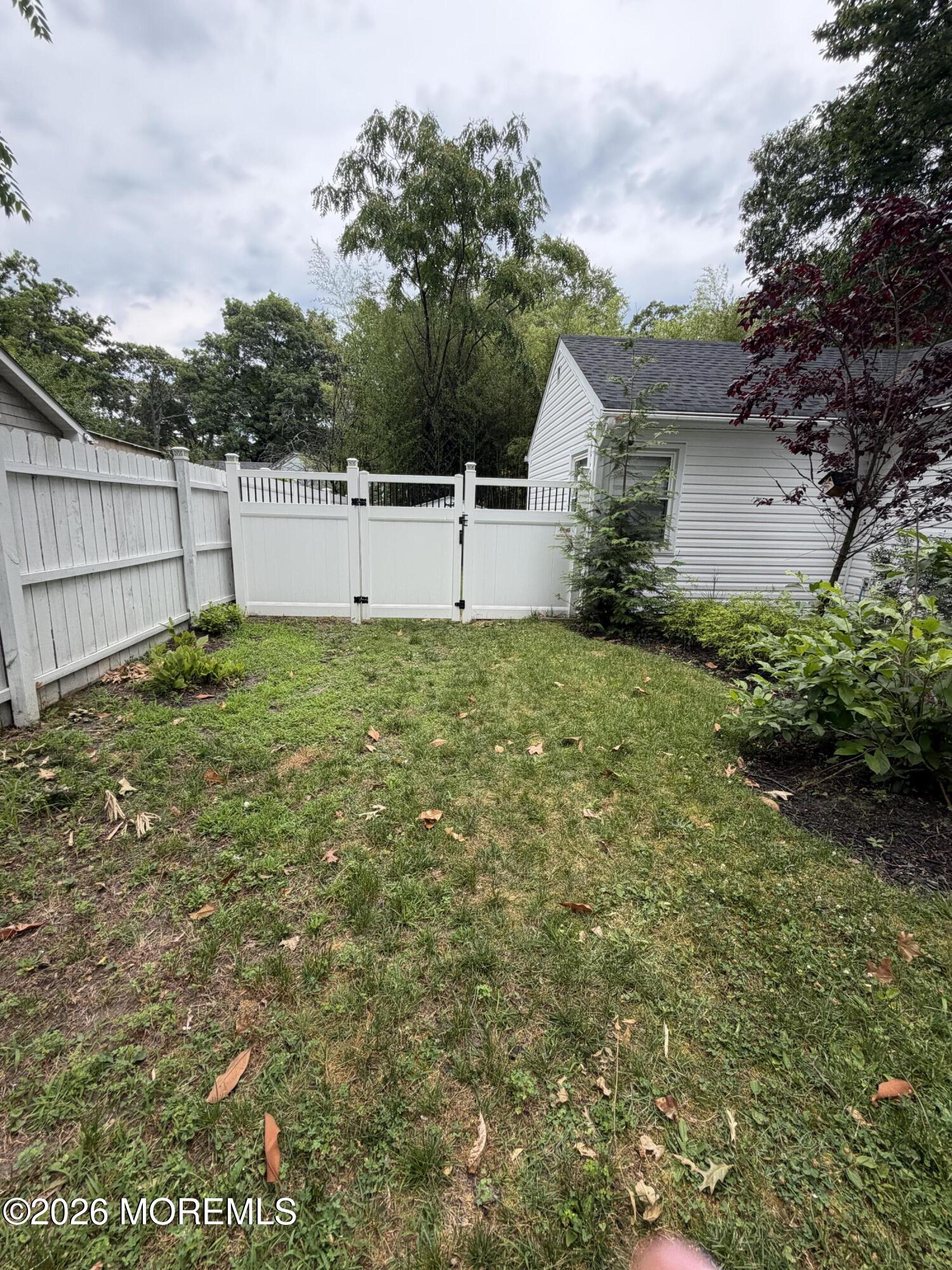 185 Elmwood Road Oakhurst, NJ 07755 - Photo 12 of 12 IMG_1503
