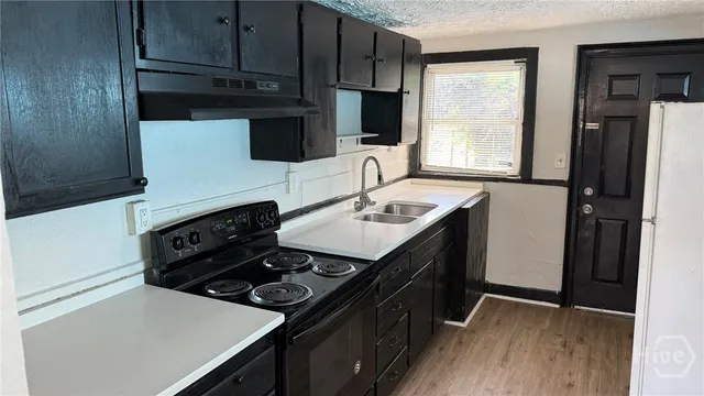 $1,700 | 1129 Darwin Street, Savannah, GA 31415