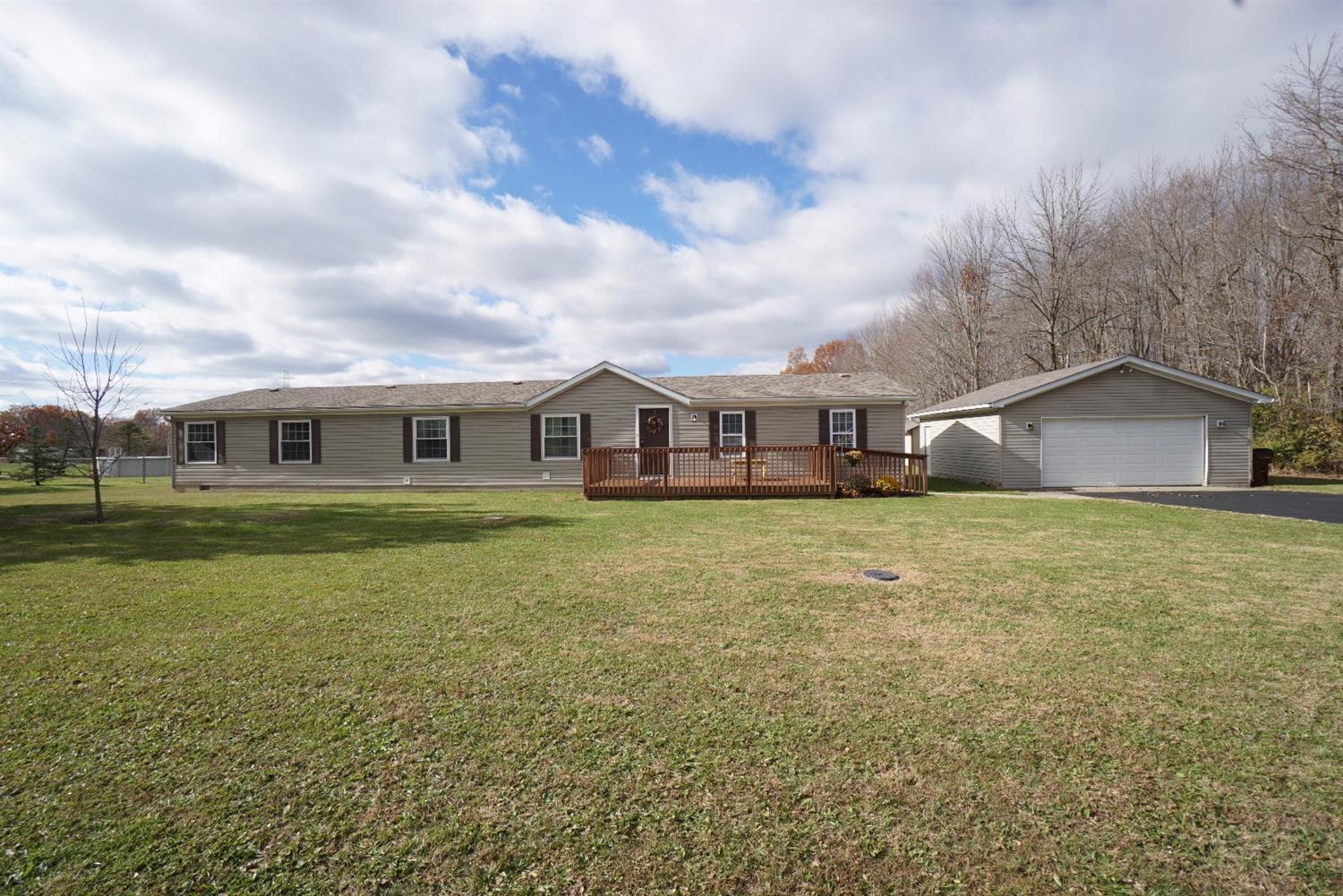 13611 Locust Ridge New Harmony Road Williamsburg, OH 45176 - Photo 1 of 1 Gallery Image 1