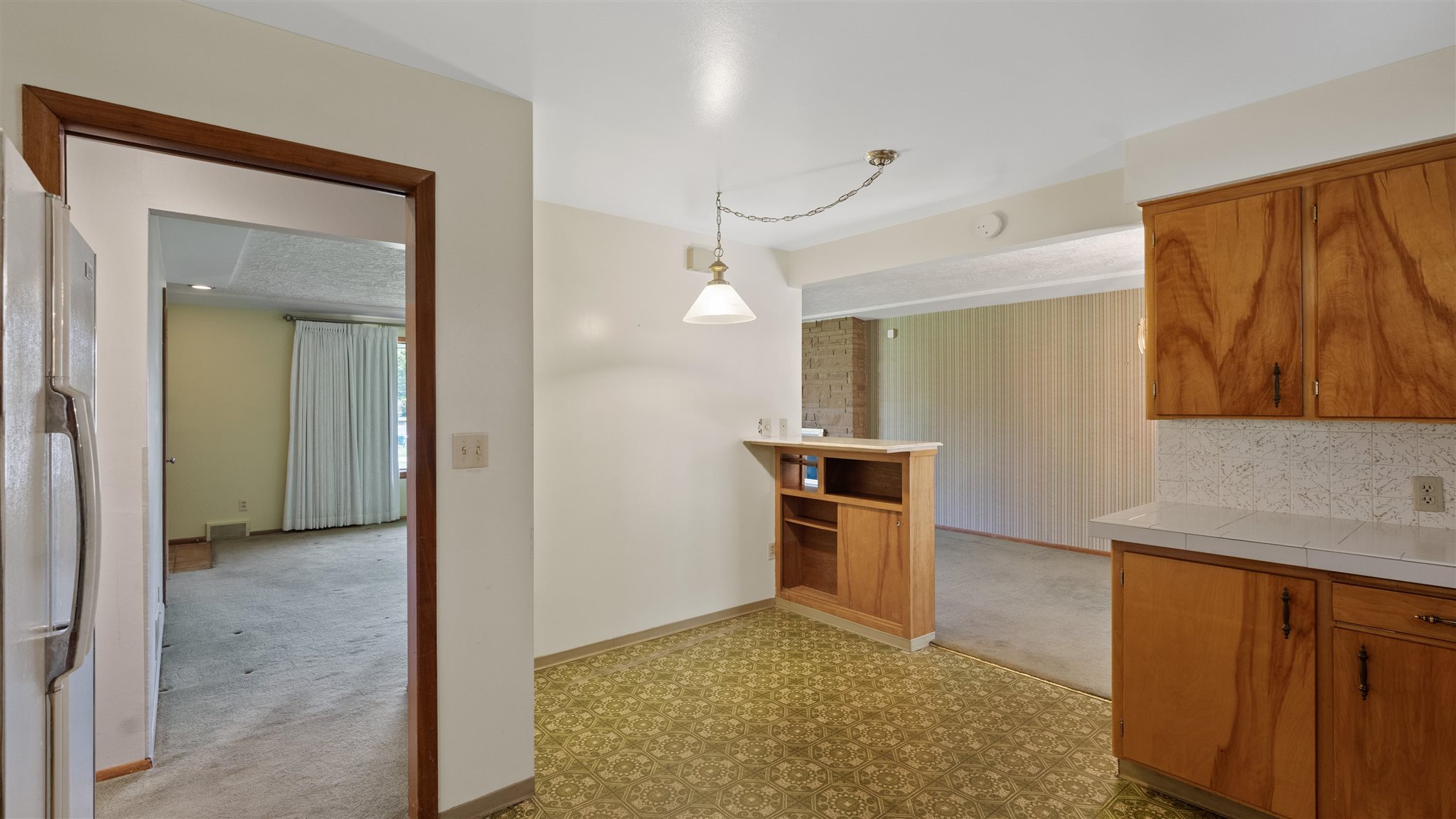 724 West Ivanhoe Road Spokane, WA 99218 - Photo 8 of 28