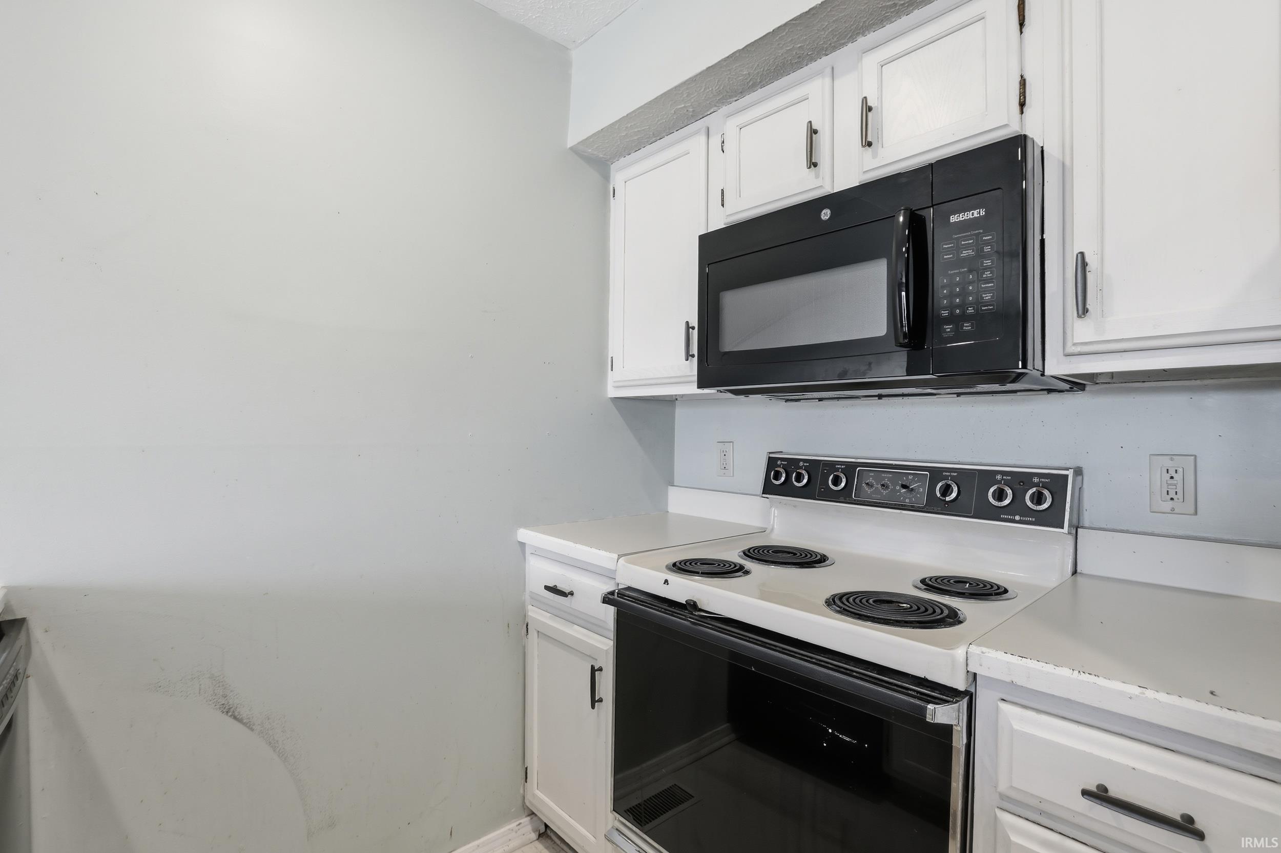 1310 South College Mall Road, Unit F5 Bloomington, IN 47401 - Photo 11 of 23