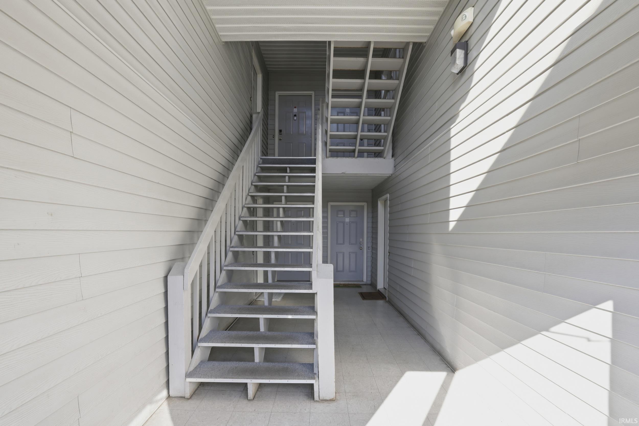 1310 South College Mall Road, Unit F5 Bloomington, IN 47401 - Photo 5 of 23