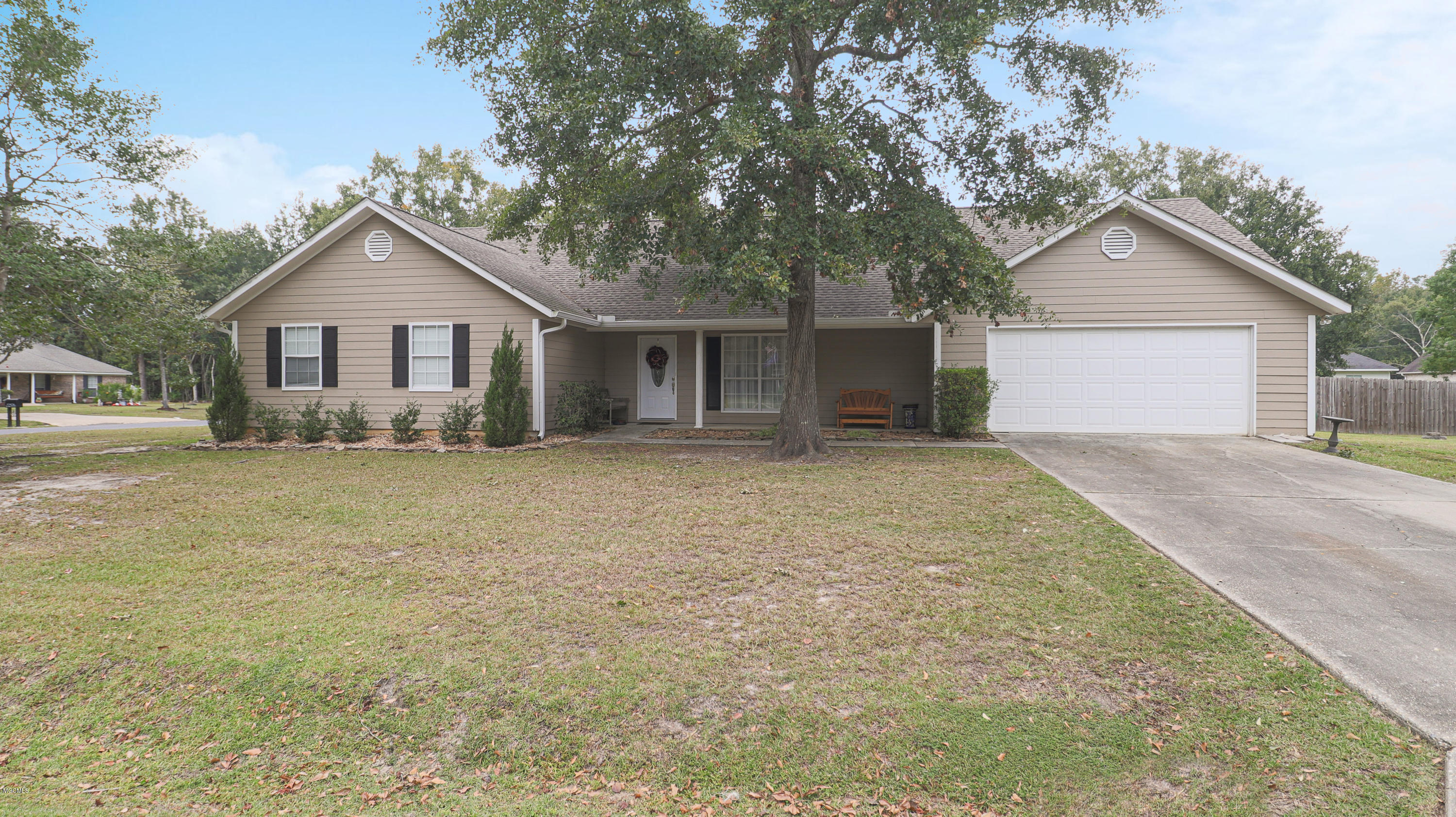 9328 Old Walnut Road Ocean Springs, MS 39564 - Photo 1 of 23 Judy Atherton Exteriors-100