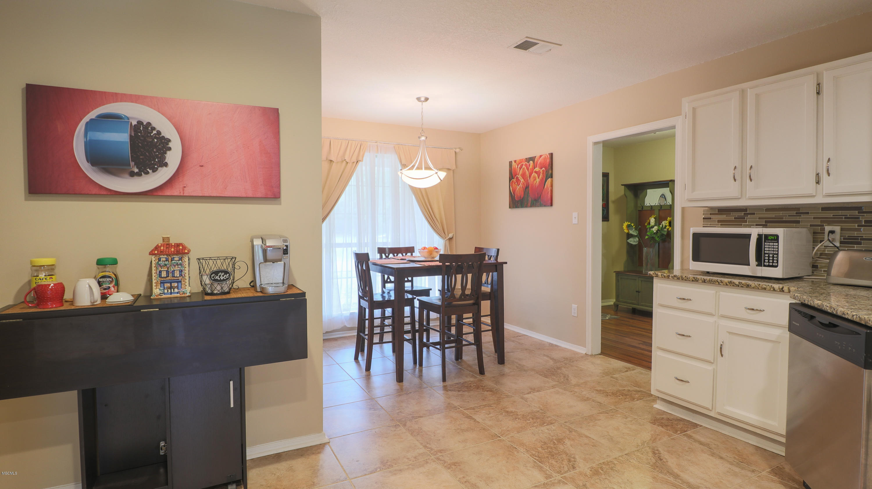 9328 Old Walnut Road Ocean Springs, MS 39564 - Photo 12 of 23 Old Walnut-114