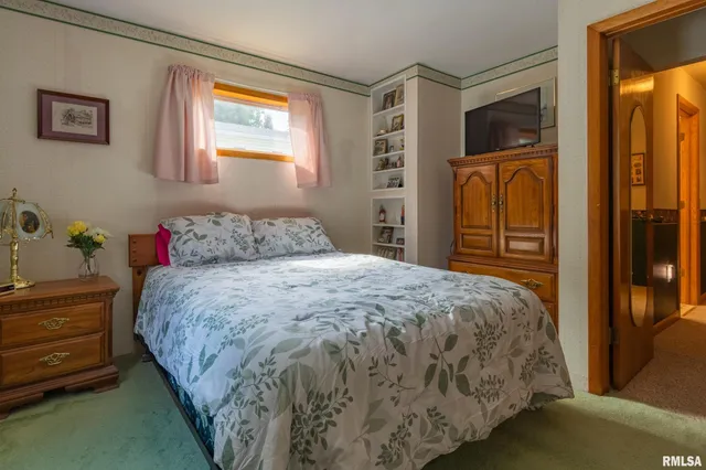 $115,500 | 409 West Fisk Street, Macomb, IL 61455