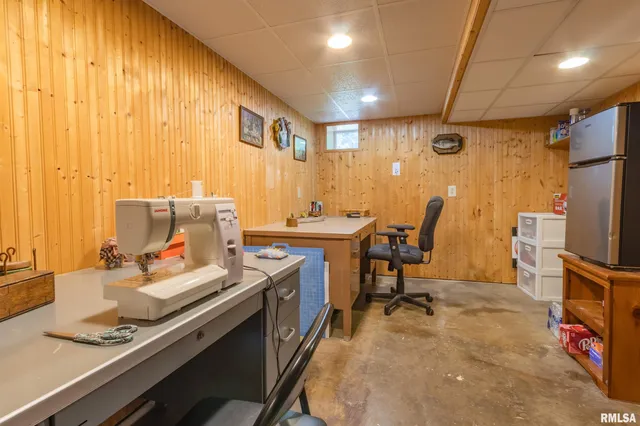 $115,500 | 409 West Fisk Street, Macomb, IL 61455