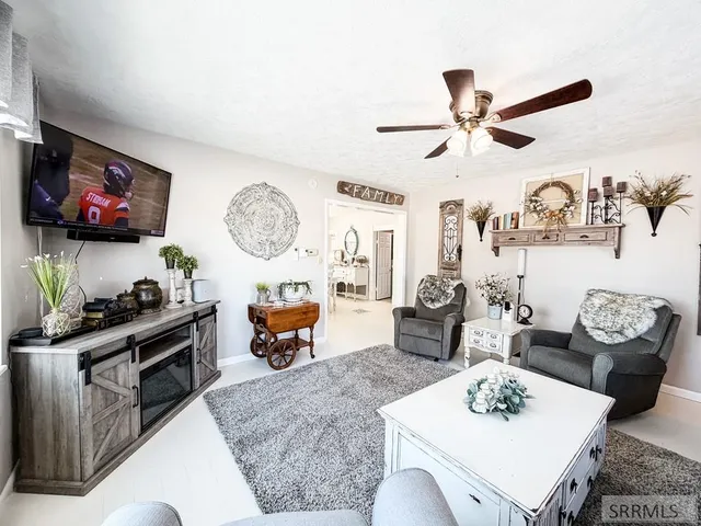 $670,000 | 7281 North 45th East, Idaho Falls, ID 83401