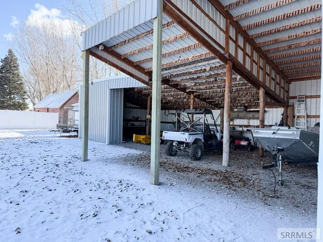 $670,000 | 7281 North 45th East, Idaho Falls, ID 83401