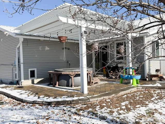 $670,000 | 7281 North 45th East, Idaho Falls, ID 83401