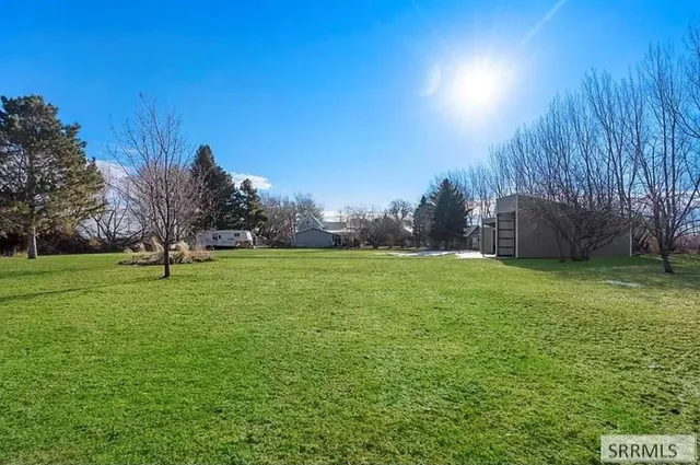 $670,000 | 7281 North 45th East, Idaho Falls, ID 83401