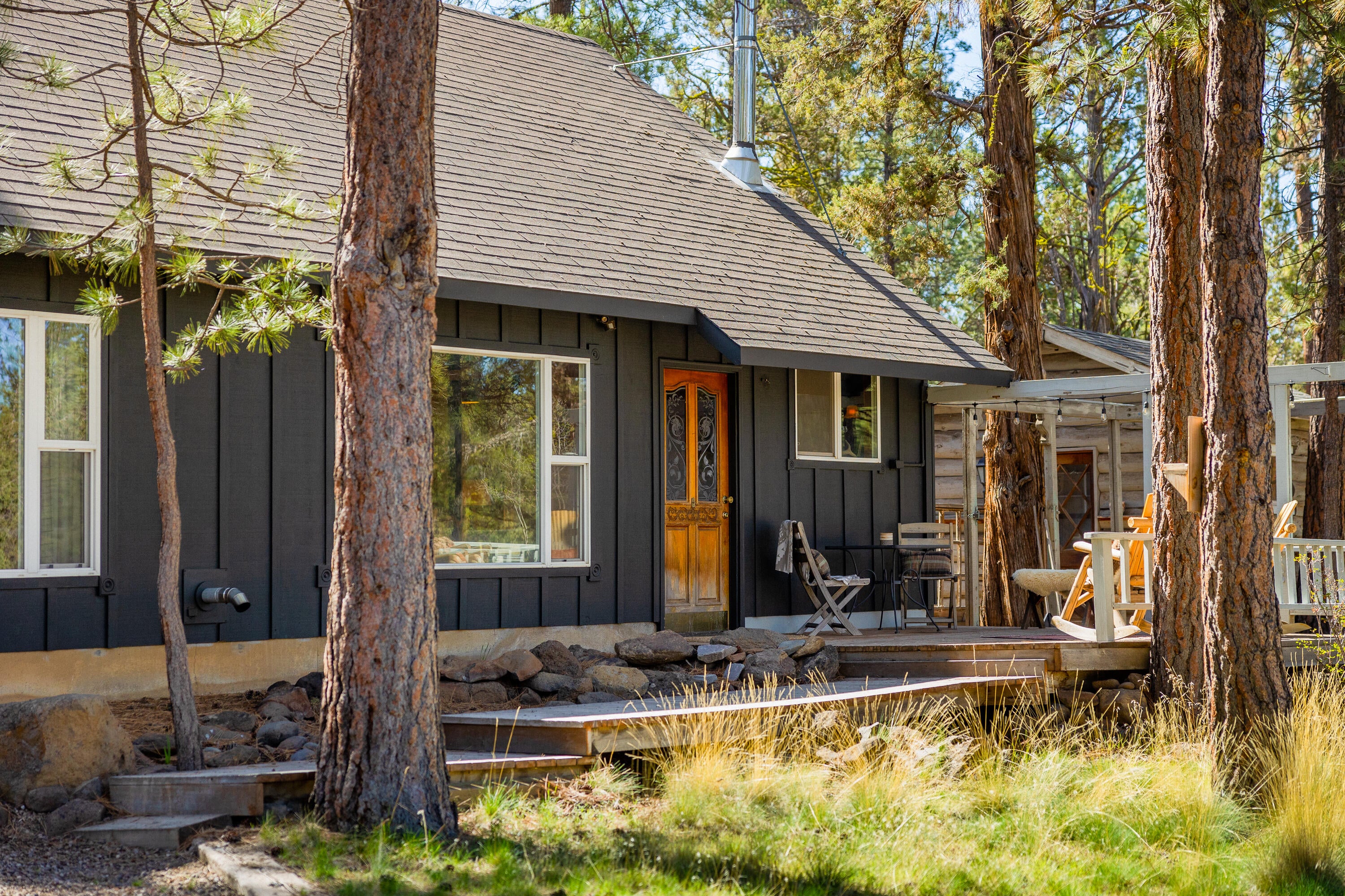 69430 Green Ridge Loop Sisters, OR 97759 - Photo 2 of 33 Westside and Deck