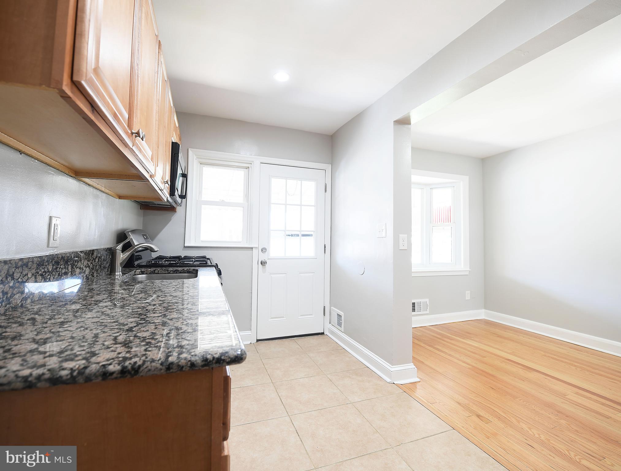 2210 Coralthorn Road Baltimore, MD 21220 - Photo 11 of 24