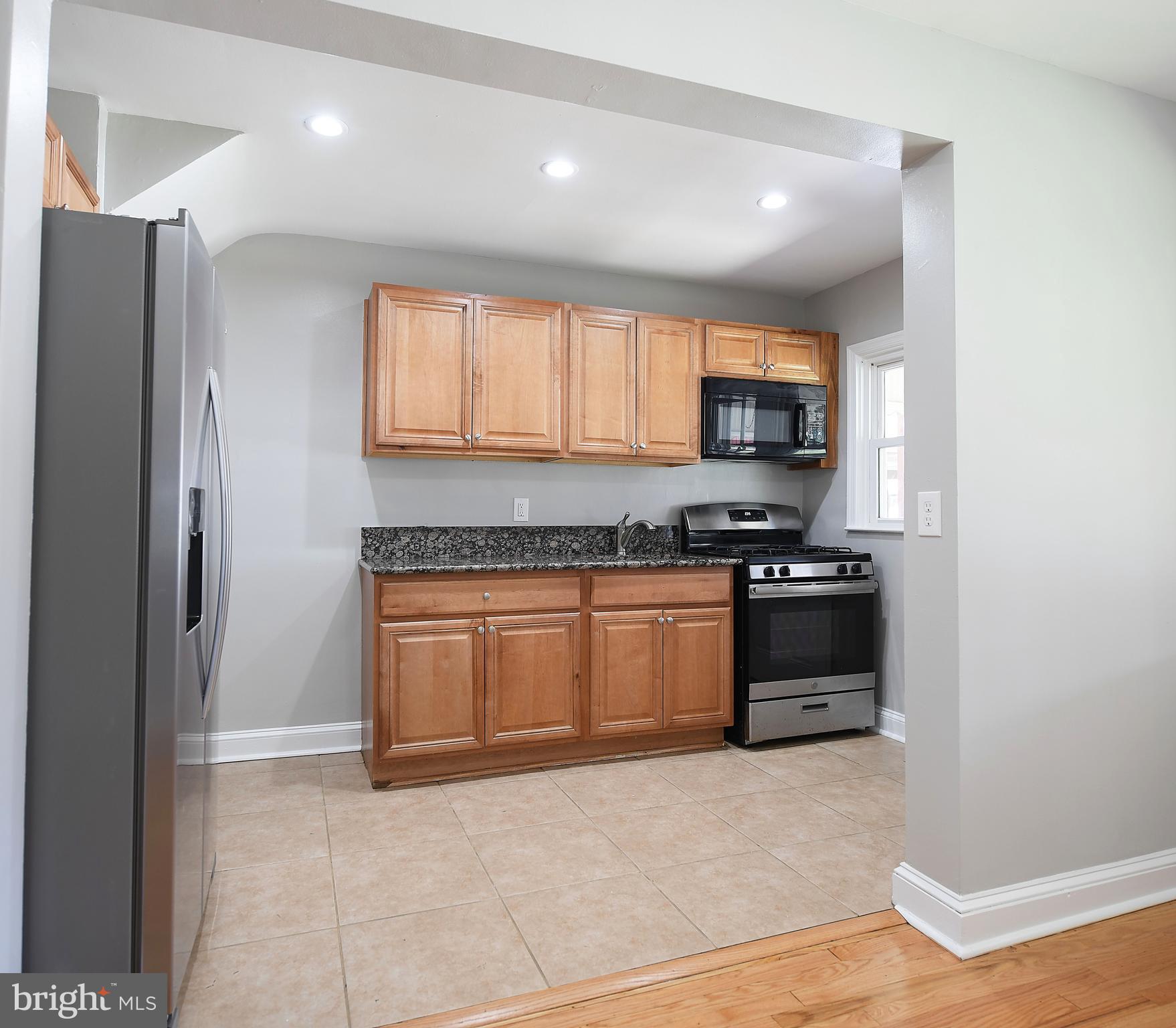 2210 Coralthorn Road Baltimore, MD 21220 - Photo 9 of 24