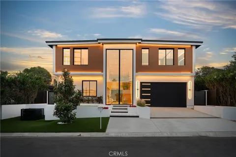 $10,800,000 | 412 St Andrews Road, Newport Beach, CA 92663
