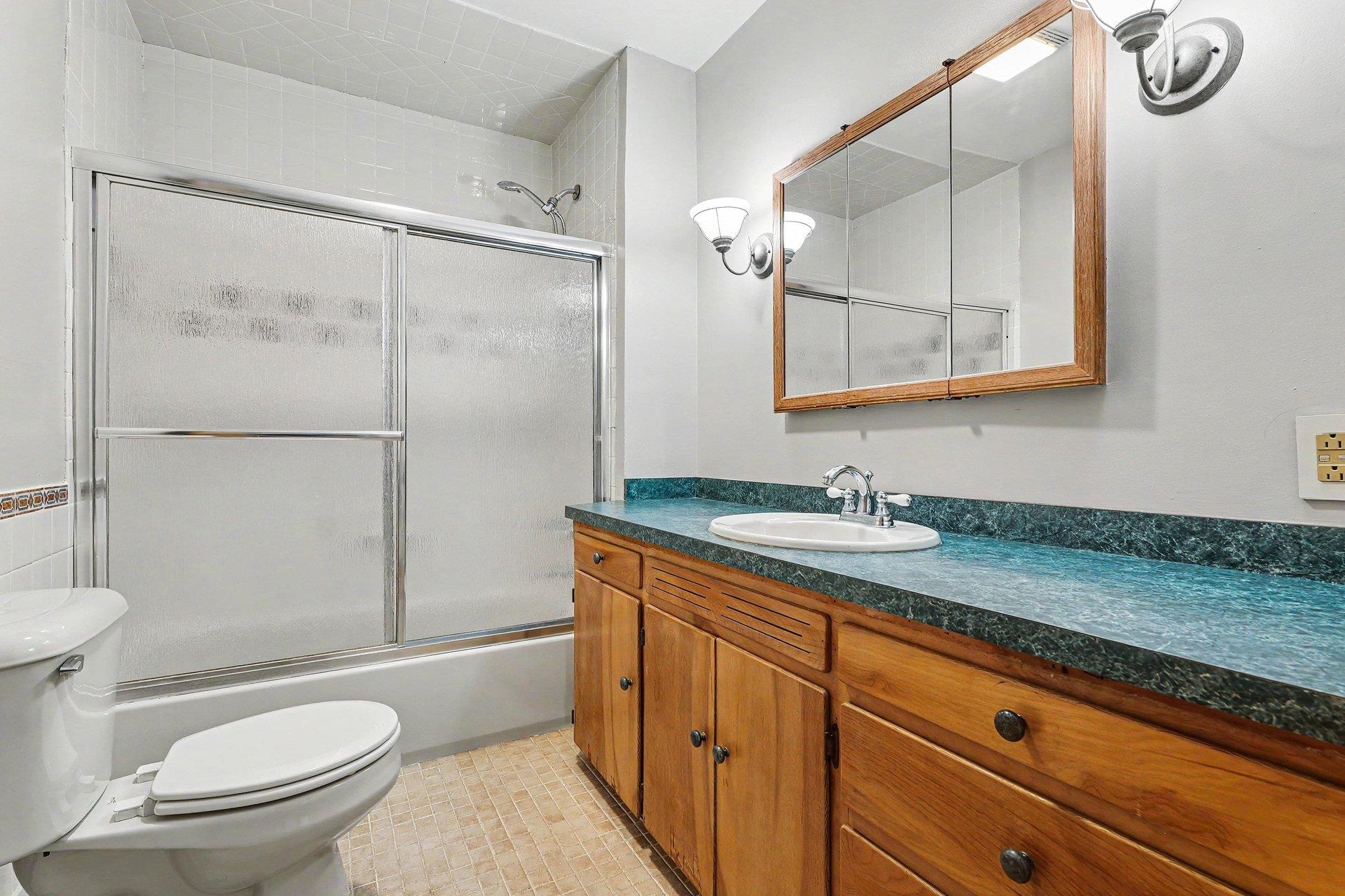 2073 Karl Road Bay City, MI 48706 - Photo 13 of 15 Gallery Image 13