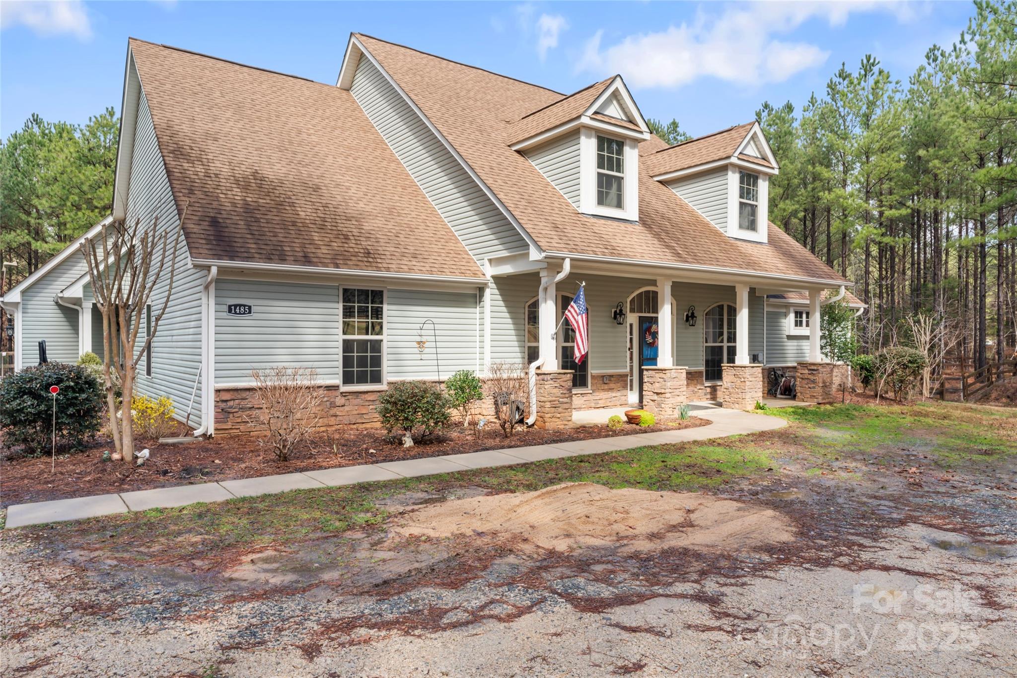1485 State Rd S-46-1102 York, SC 29745 - Photo 3 of 42 a front view of a house with garden
