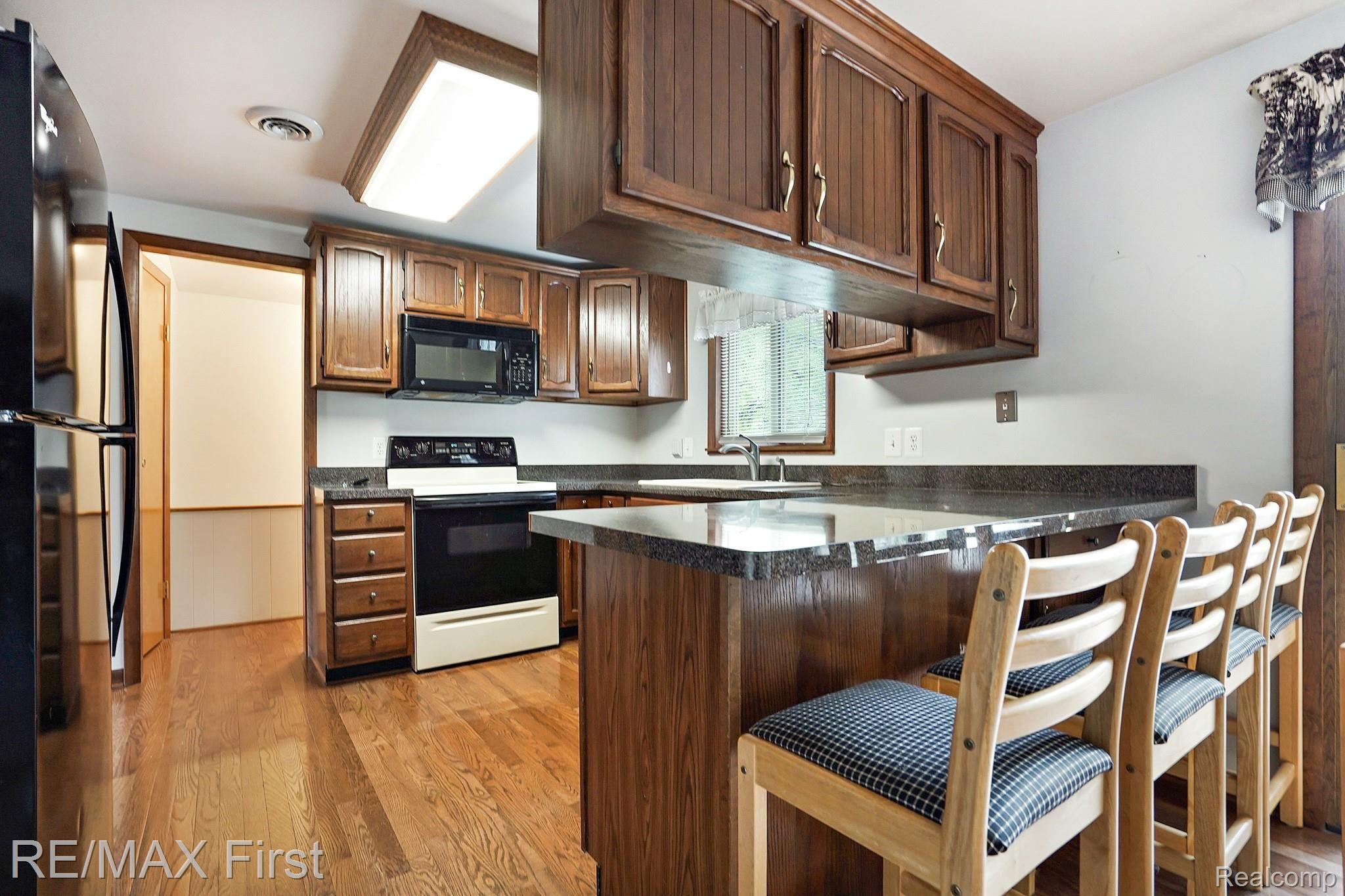 311 Nevada Avenue Rochester, MI 48309 - Photo 16 of 28 Nevada 16.jpg