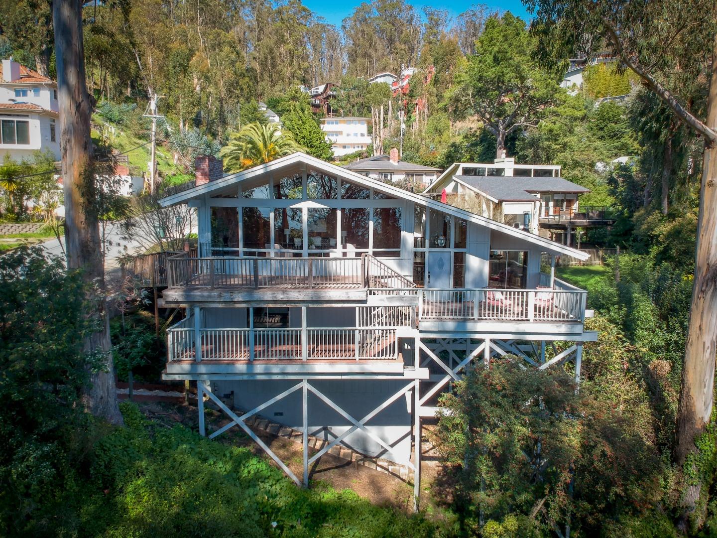 246 San Clemente Road El Granada, CA 94019 - Photo 15 of 16 Gallery Image 15