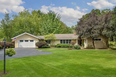 $1,250,000 | 702 Kenilworth Avenue, Glen Ellyn, IL 60137