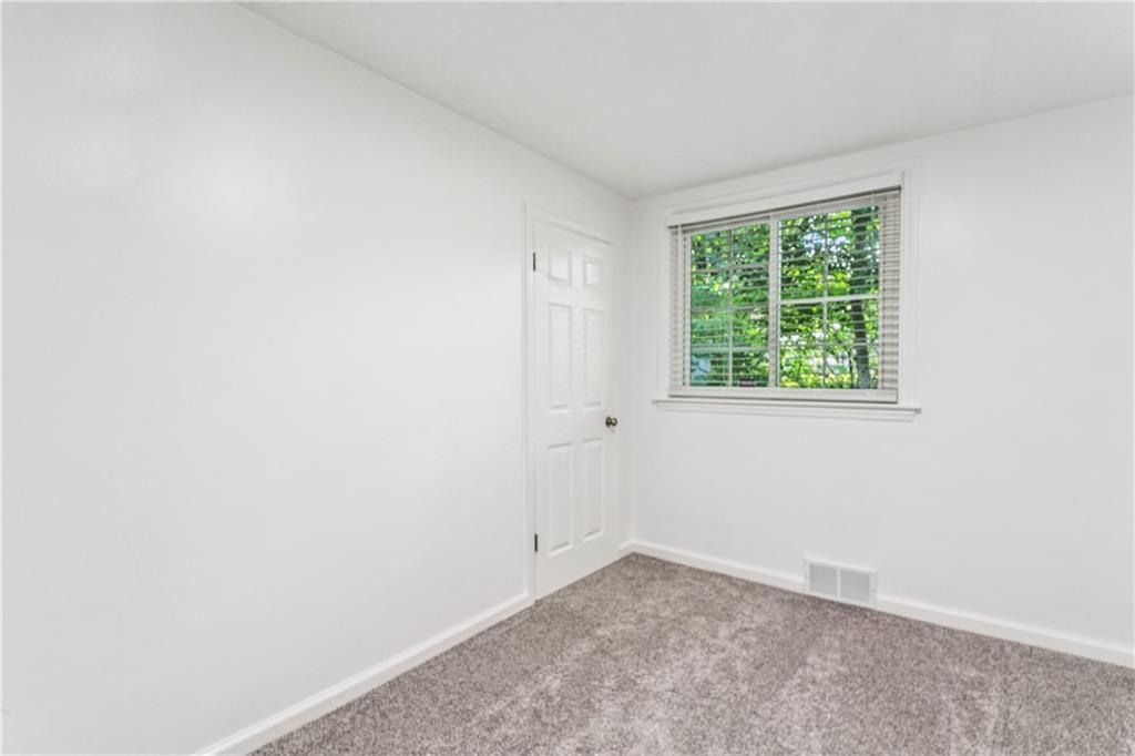 138 Rama Road Beaver Falls, PA 15010 - Photo 31 of 40