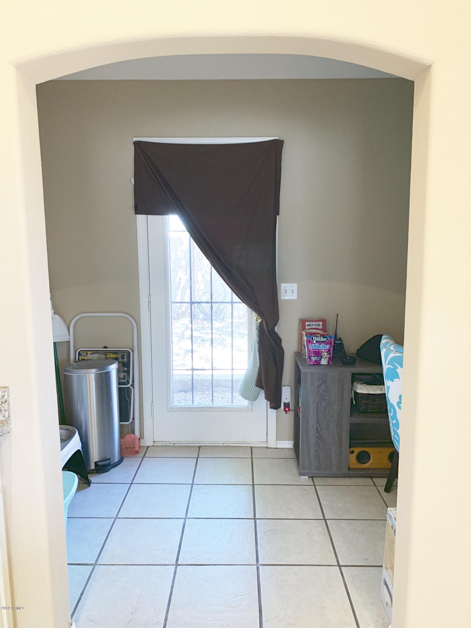 1124 West Wagoner Road Phoenix, AZ 85023 - Photo 11 of 16 fullsizeoutput_883a