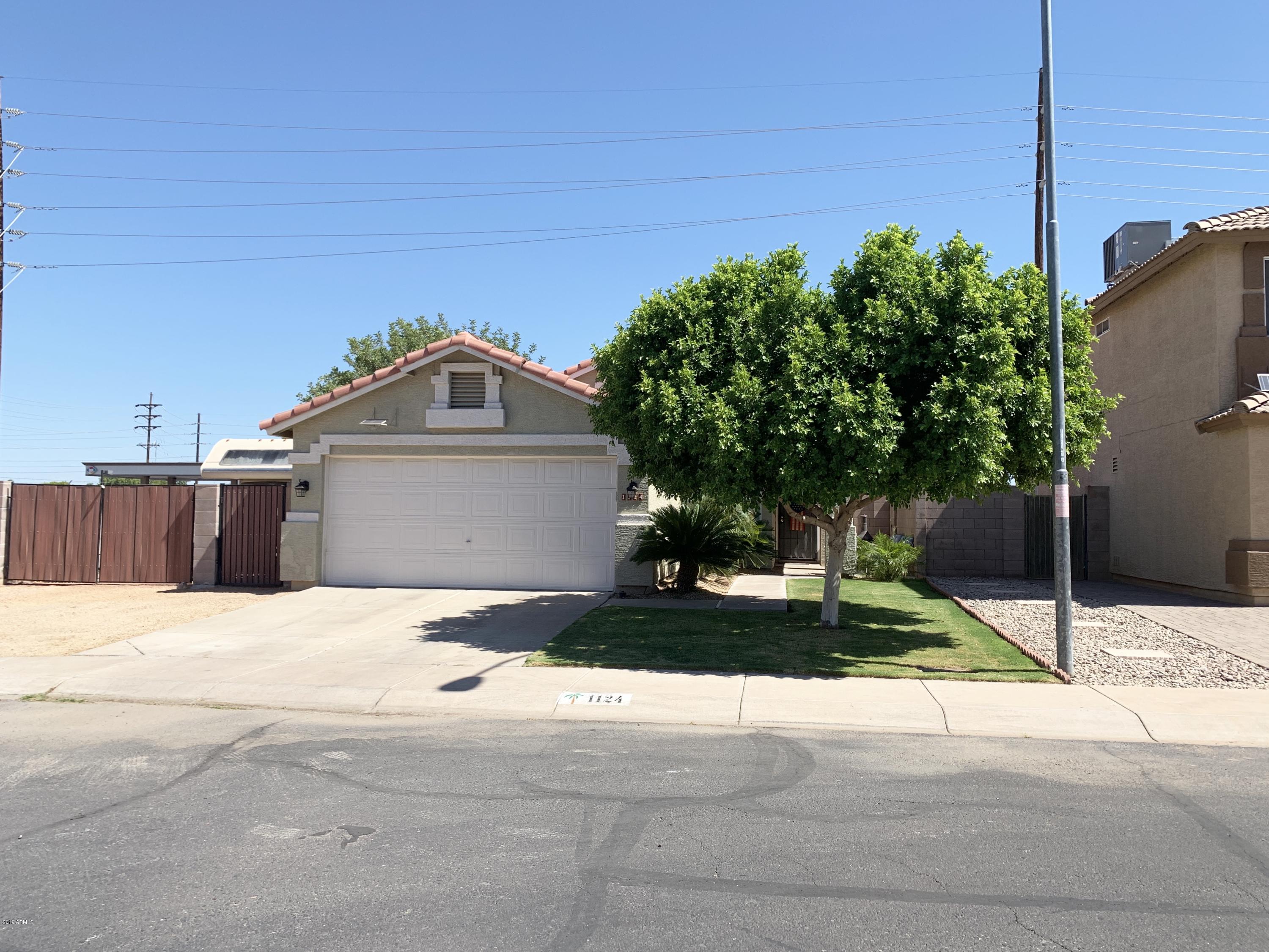 1124 West Wagoner Road Phoenix, AZ 85023 - Photo 3 of 16 fullsizeoutput_883f