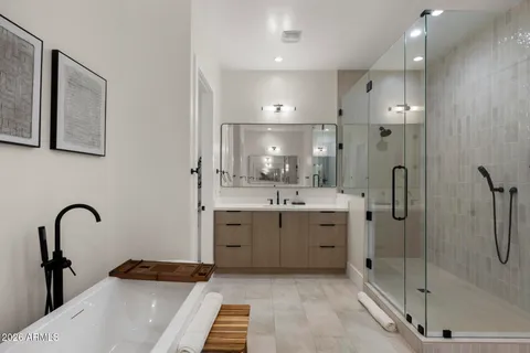 $2,189,000 | 4546 East Campbell Avenue, Phoenix, AZ 85018