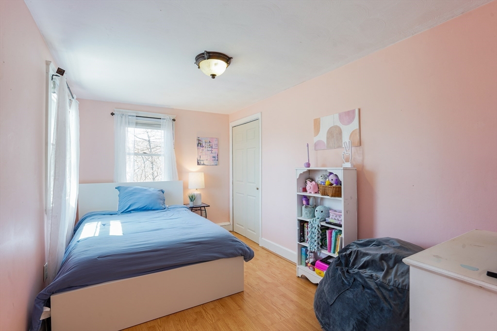37 Violet Avenue Dedham, MA 02026 - Photo 22 of 35