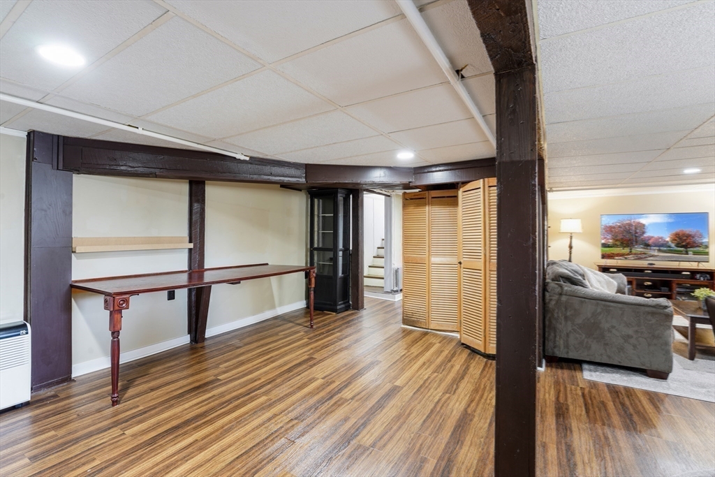 37 Violet Avenue Dedham, MA 02026 - Photo 24 of 35