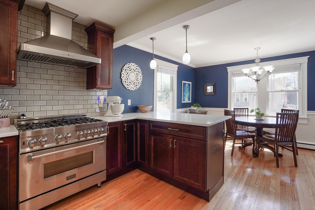 37 Violet Avenue Dedham, MA 02026 - Photo 8 of 35