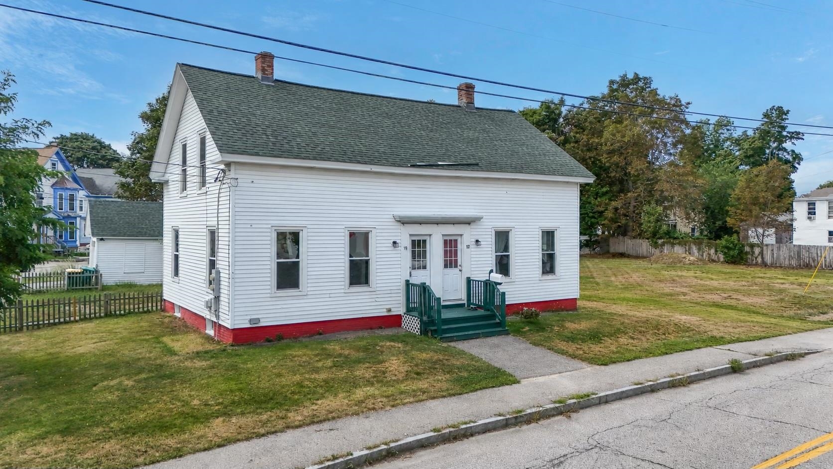 17-19 Upham Street Rochester, NH 03867 - Photo 2 of 42 Gallery Image 2