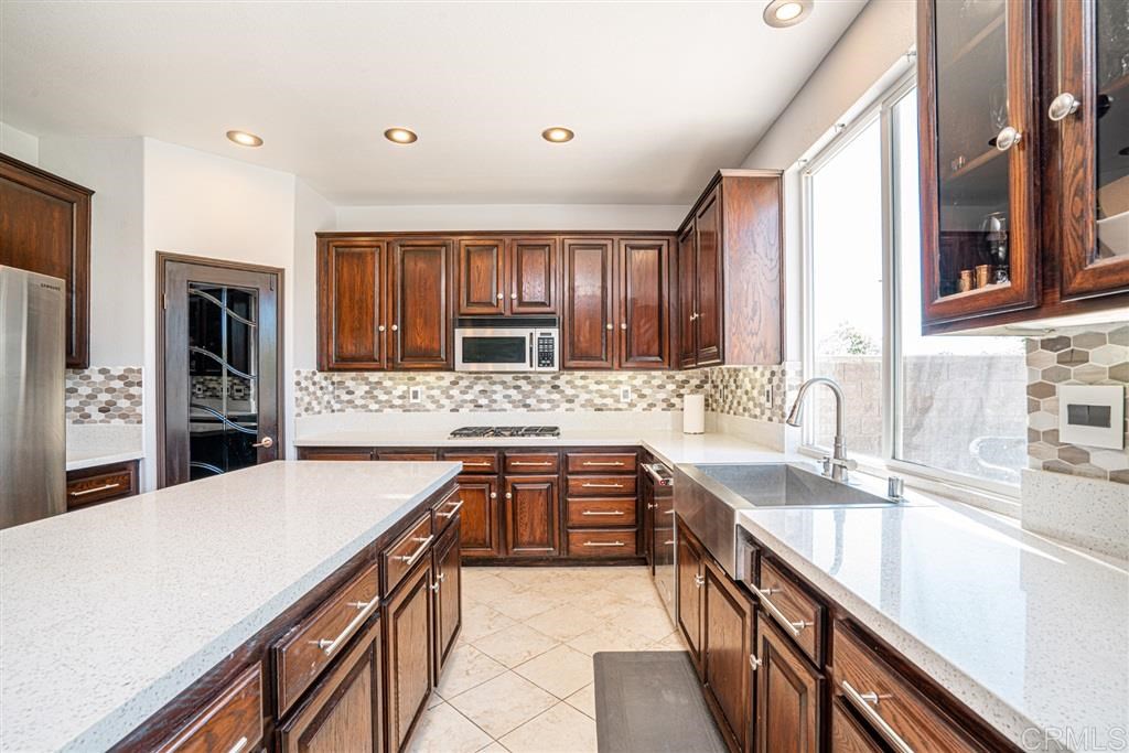 1901 Lagrange Road Chula Vista, CA 91913 - Photo 8 of 25 Gallery Image 8