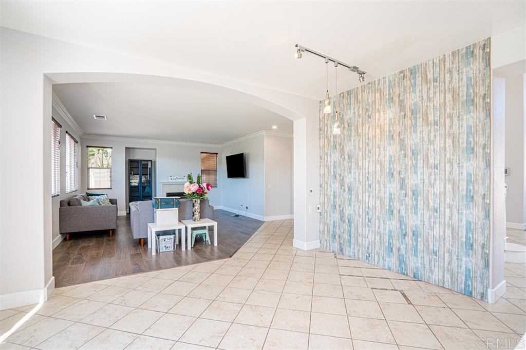 1901 Lagrange Road Chula Vista, CA 91913 - Photo 10 of 25 Gallery Image 10