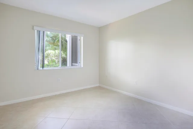 $3,200 | 284 Village Boulevard, Unit 9112, Tequesta, FL 33469