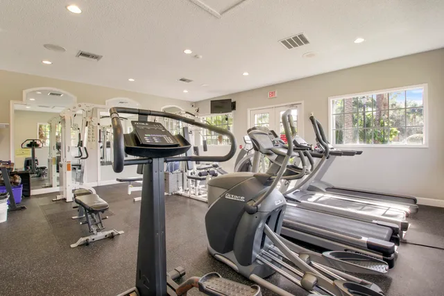 $3,200 | 284 Village Boulevard, Unit 9112, Tequesta, FL 33469