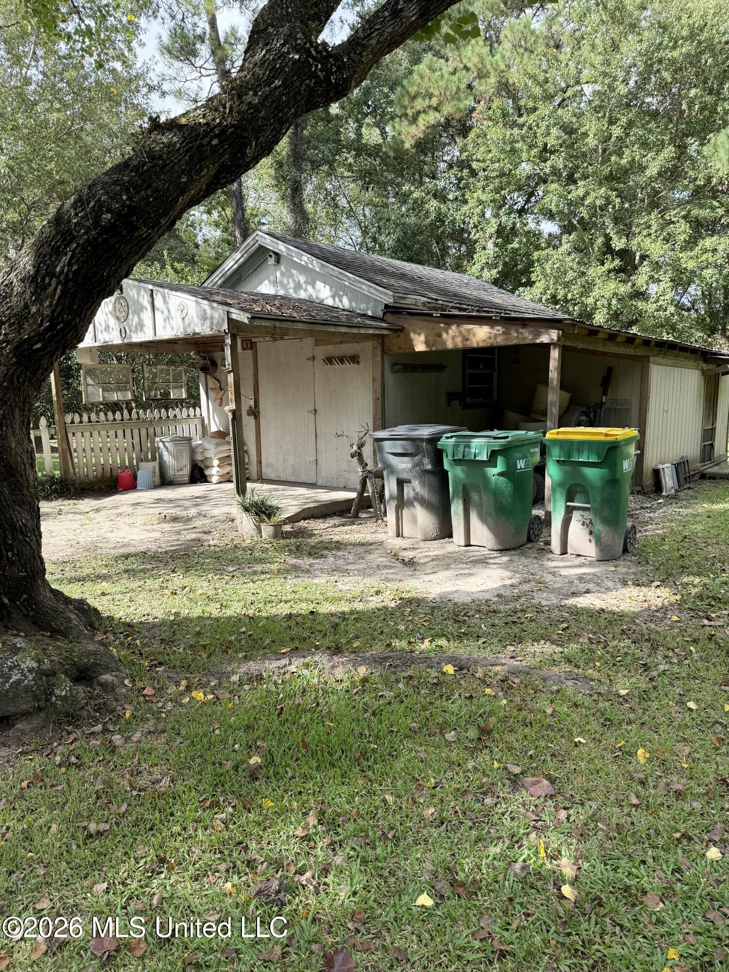12321 Berkley Road Moss Point, MS 39562 - Photo 29 of 32 IMG_2352